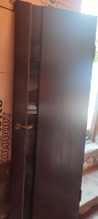 Продам двери в хорошем состоянии