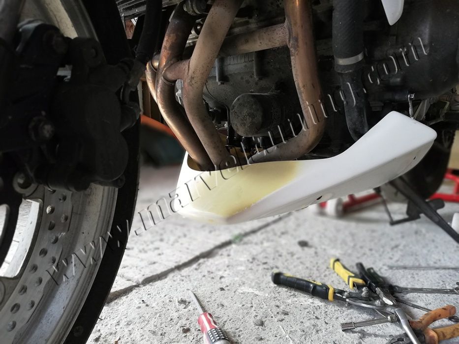Части/спойлери/кил/рало/калник за Kawasaki/Кавазаки Z750