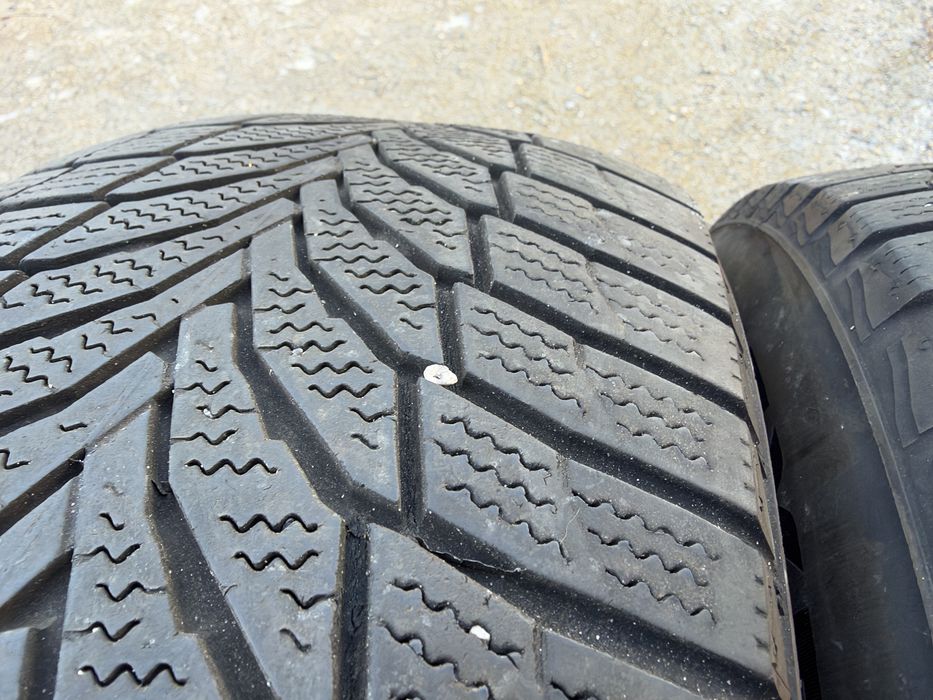 4бр. ЗИМНИ Гуми С Борд 235/65R/17 -NEXEN- DOT:3422- 7.5мм.+4.6мм.