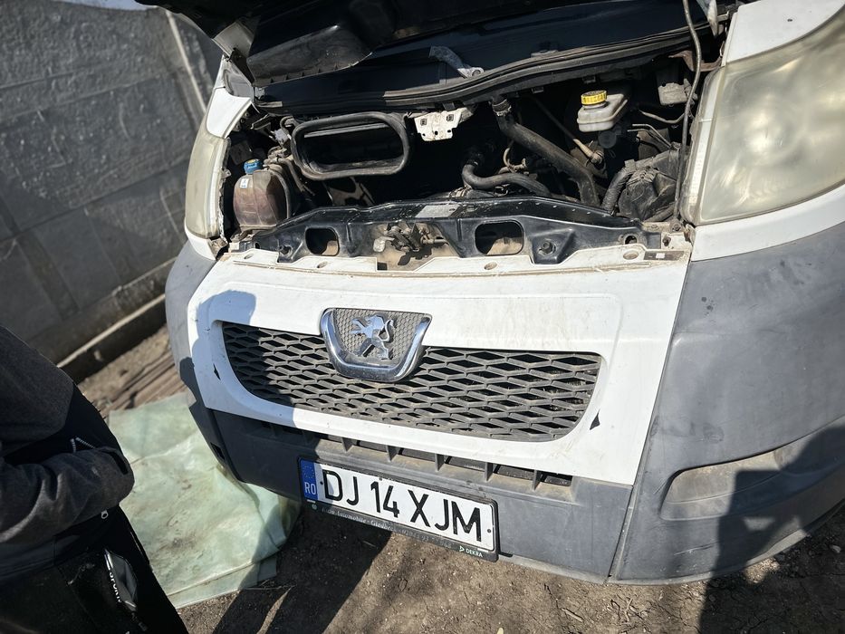 Vand peugeot boxer 2.2 cdi 2007 pe distribuite lanț