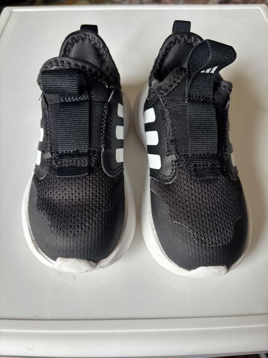 Детски маратонки Adidas, 23 номер