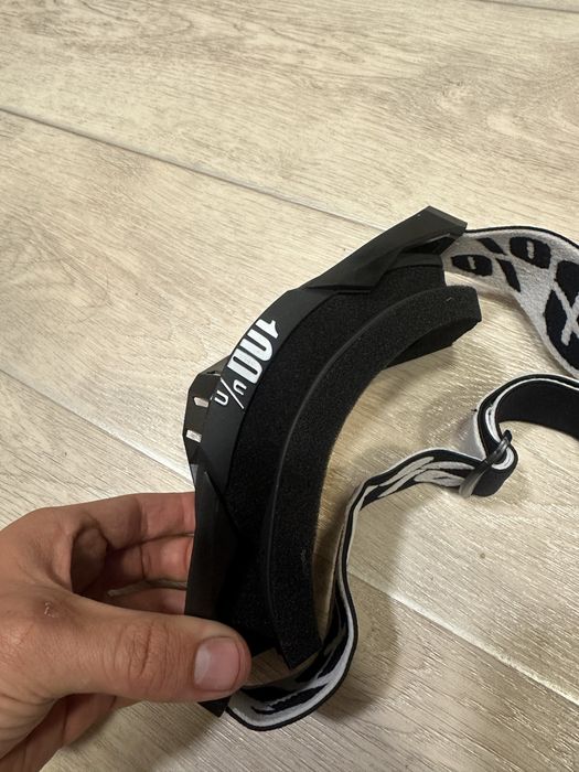 Продам очки 100 эндуро , новые