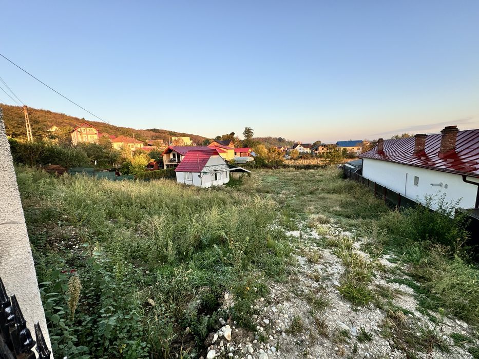 Vand teren pe strada 14 Septembrie, com. Bascov cu toate utilitatile