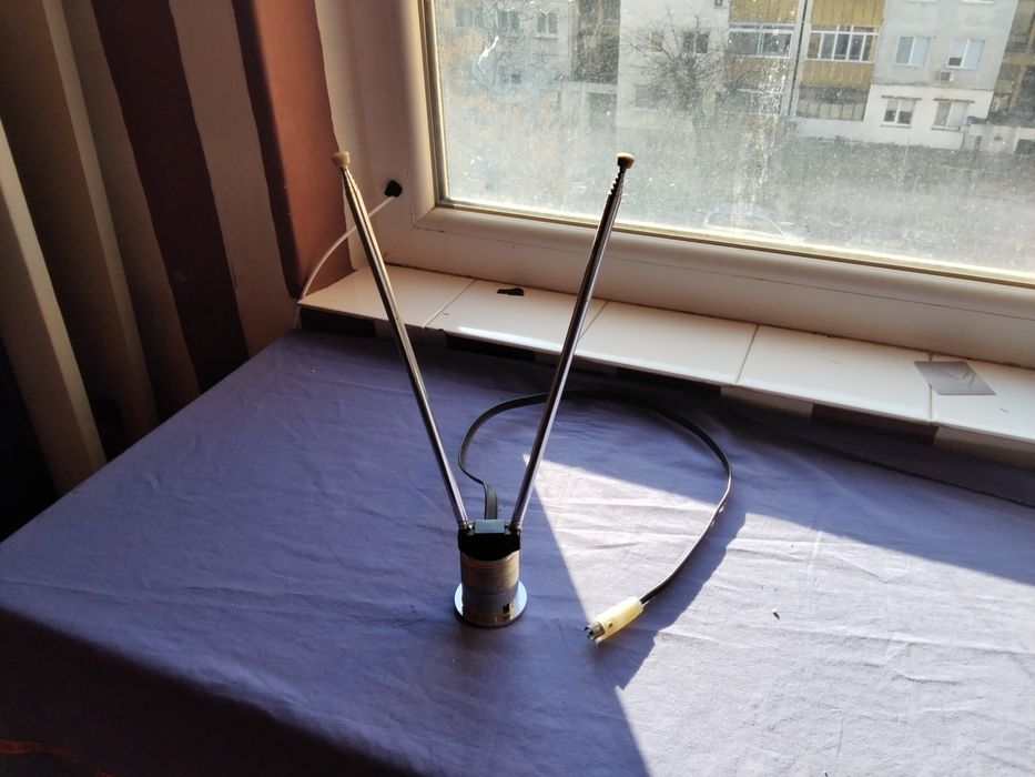 голяма антена за всички видове телевизори за цифрова ефирна телевизия