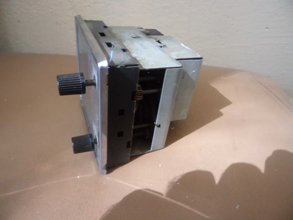 електронен часовник