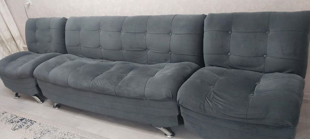 Продаётся диван двумя кресломи