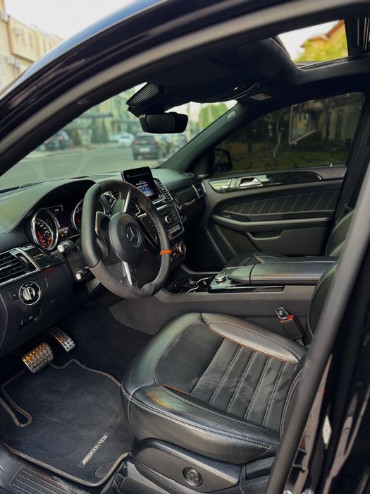 Mersedes Benz Amg Gle43 full