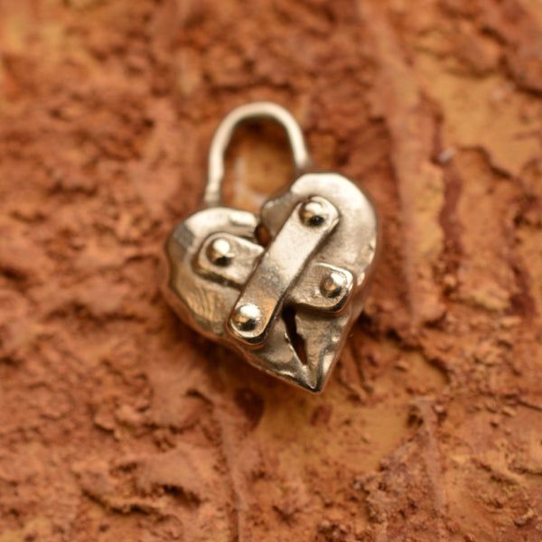 Сребърен медальон 925 Реставрирано сърце Амулет за надежда