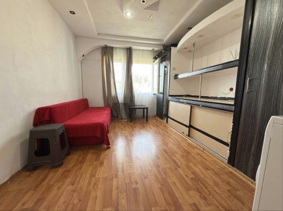 Garsoniera zona Fizicienilor, str. Lacramioarei, nr. 50