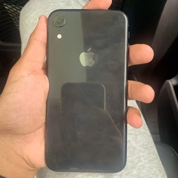 Iphone xr 128 gb bez imei