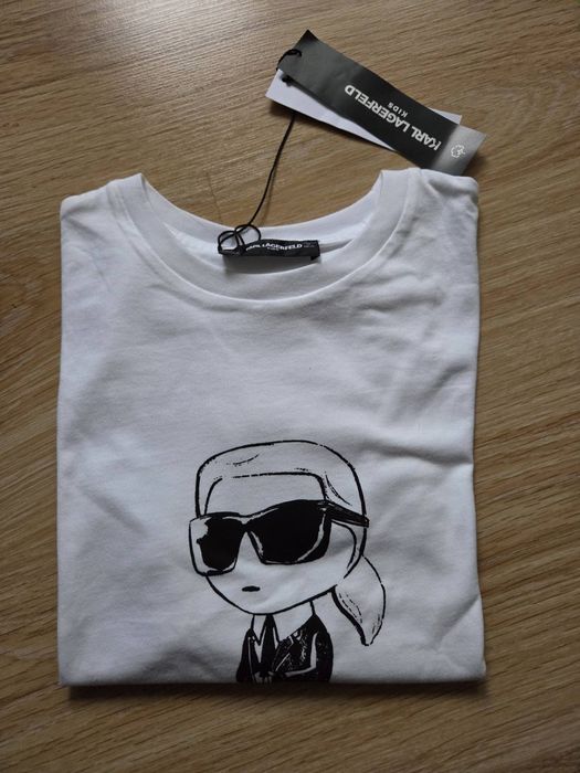 Karl Lagerfeld нова блузка