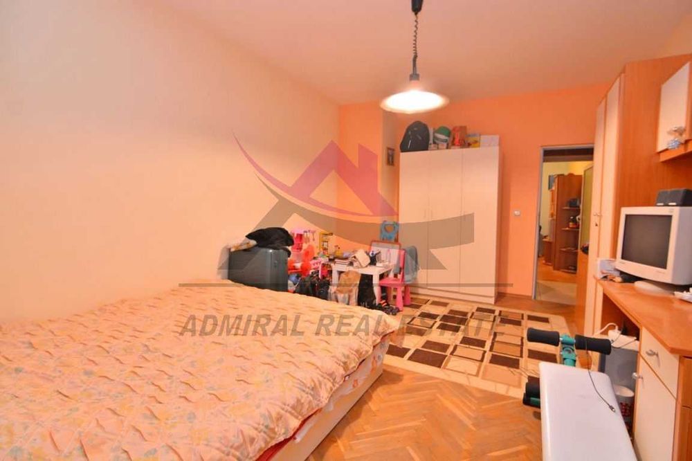 Продава се Тристаен апартамент в Варна, Кайсиева градина - 74 кв.м за 1892 €/кв.м - Снимка #6