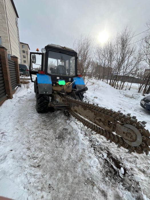 Бара , траншеекопатель.