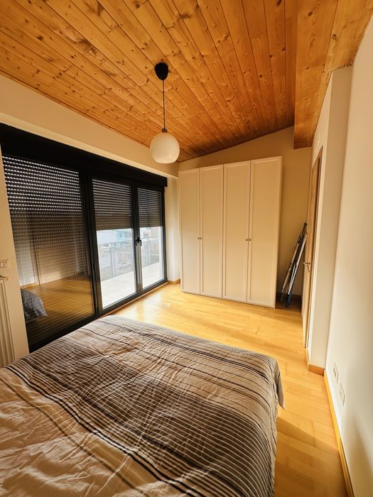 Inchiriez apartament 3 camere Dumbravita