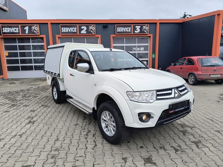 Vand Mitsubishi L200