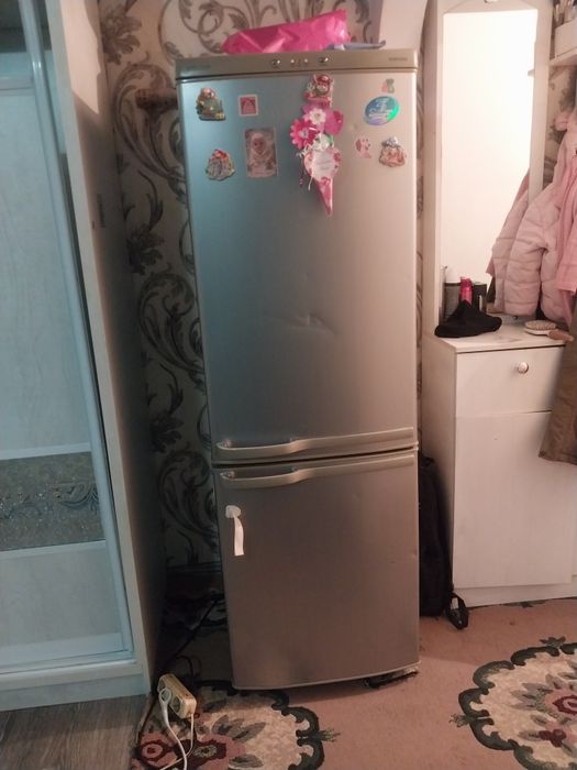 Холодильник продаётся 40.000