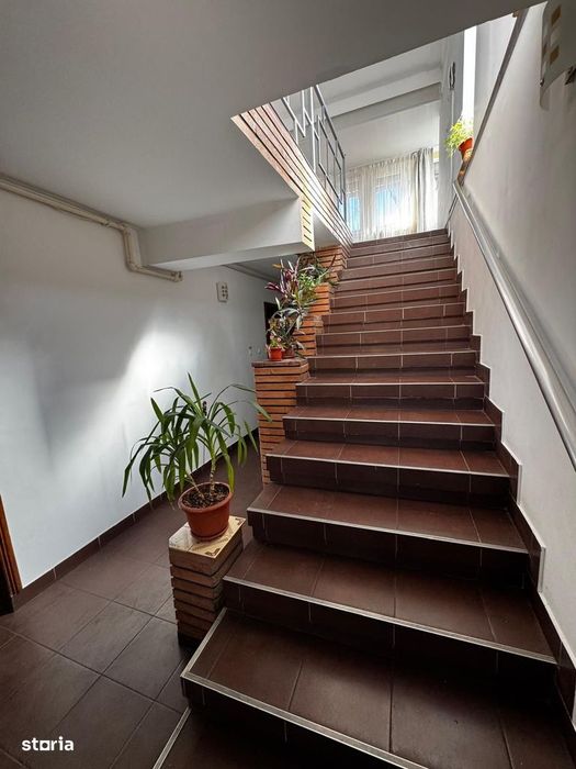 Casa/Vila 6camere-zona Delfinariu