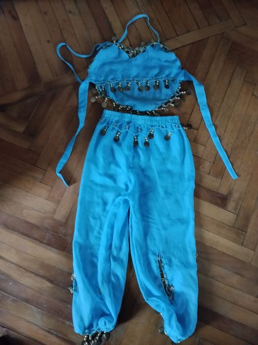 отдам детские вещи