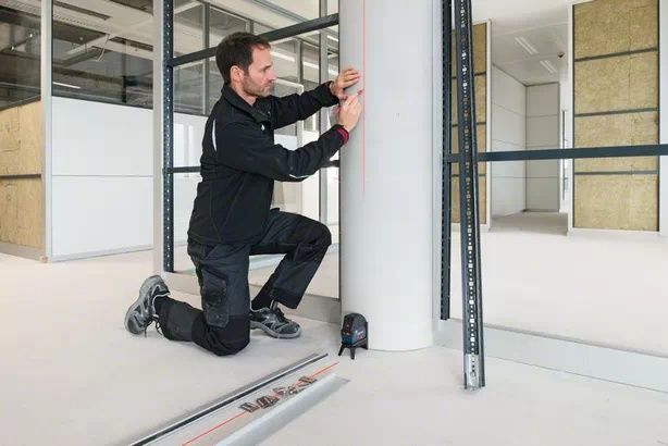 Лазерный уровень BOSCH GCL 2-15