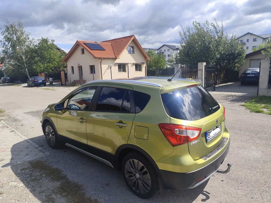Vând Suzuki SX4 cross