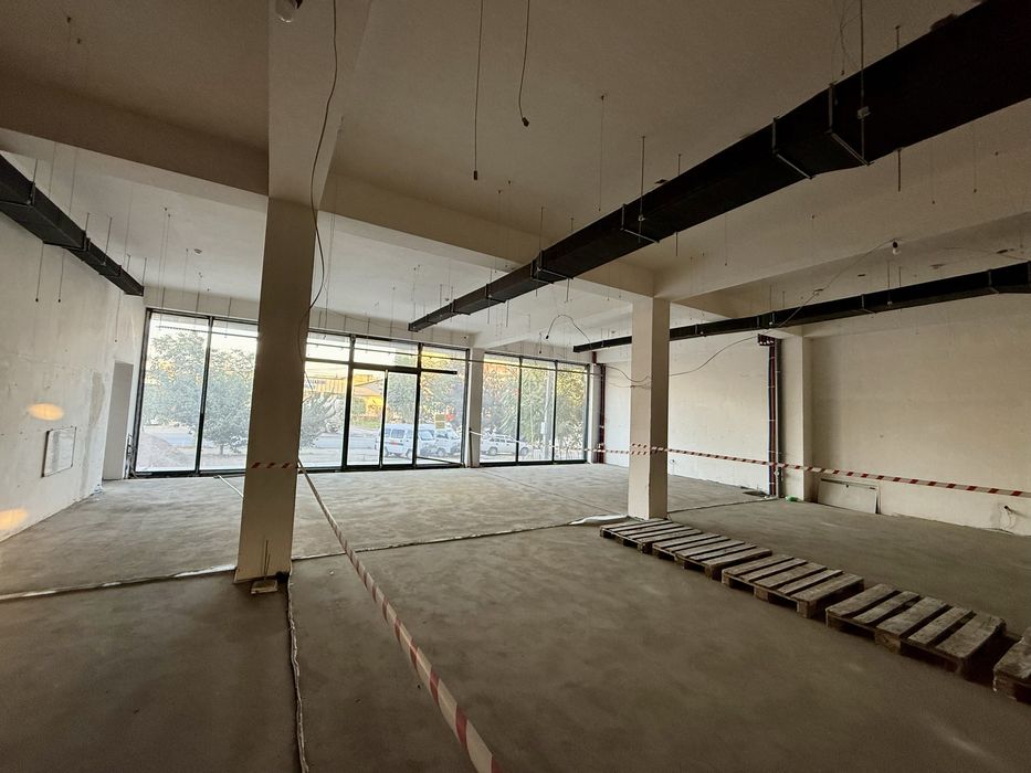 Аренда Отдельно Стоящие Зданя 1-Линия Ул.Корасарой Олмазор Сити 1350м2