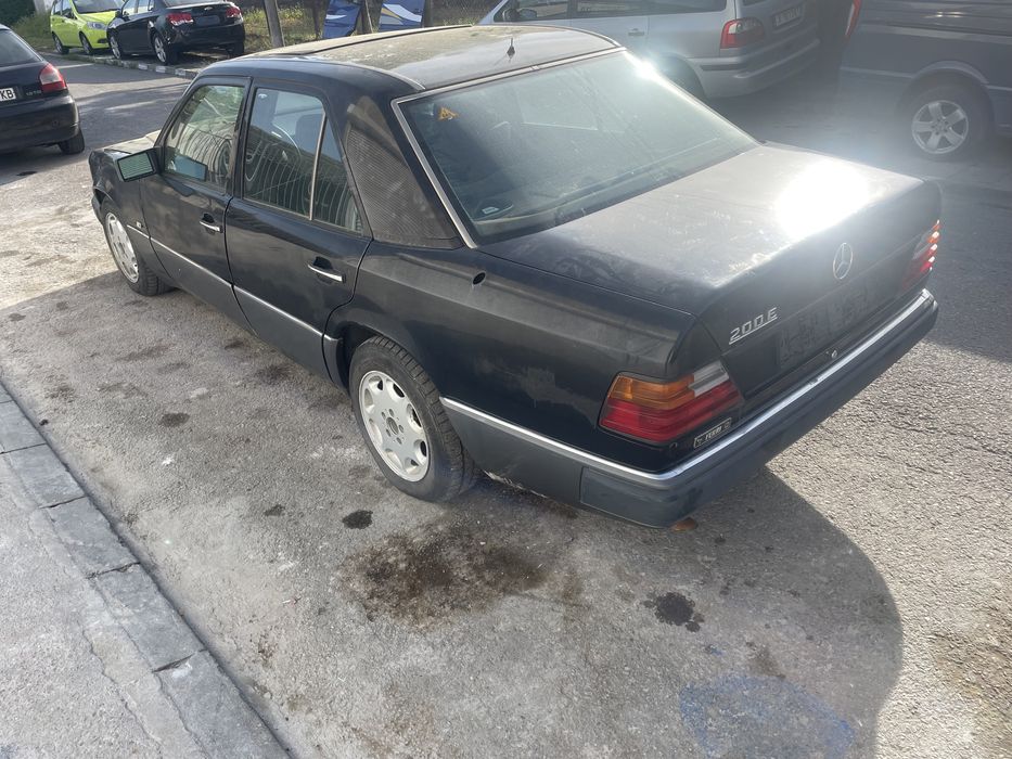 Mercedes w124 на части