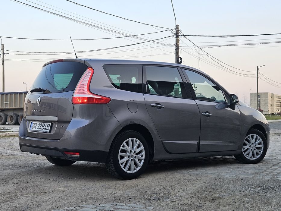 Vând Renault Grand Scenic 1.5DCI  7 locuri