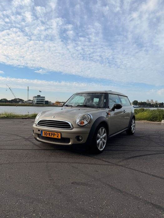 Vind MiniCooper  ClubMan fabricatie 2010