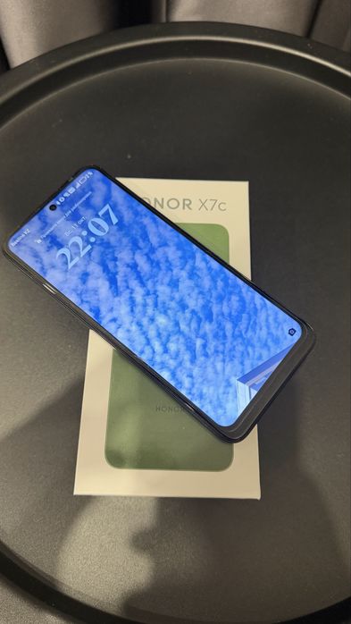 Продам Honor x7c