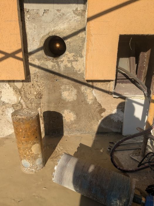 Carotare Gauri Hota și decupaj beton