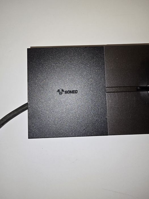 Vand Priza Multipla de perete Goneo cu 4 adaptoare