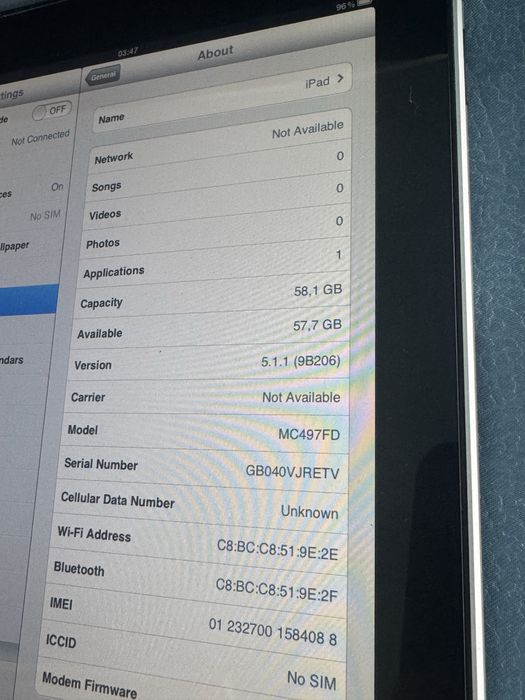 Таблет Apple iPad 1st Gen (A1337 EMC 2328) 64GB + 3G ОТКЛЮЧЕН!