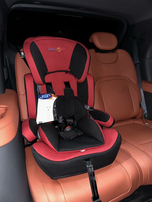 Новые автокресла с 9 кг до 36 кг, расцветки темно серые, доставка