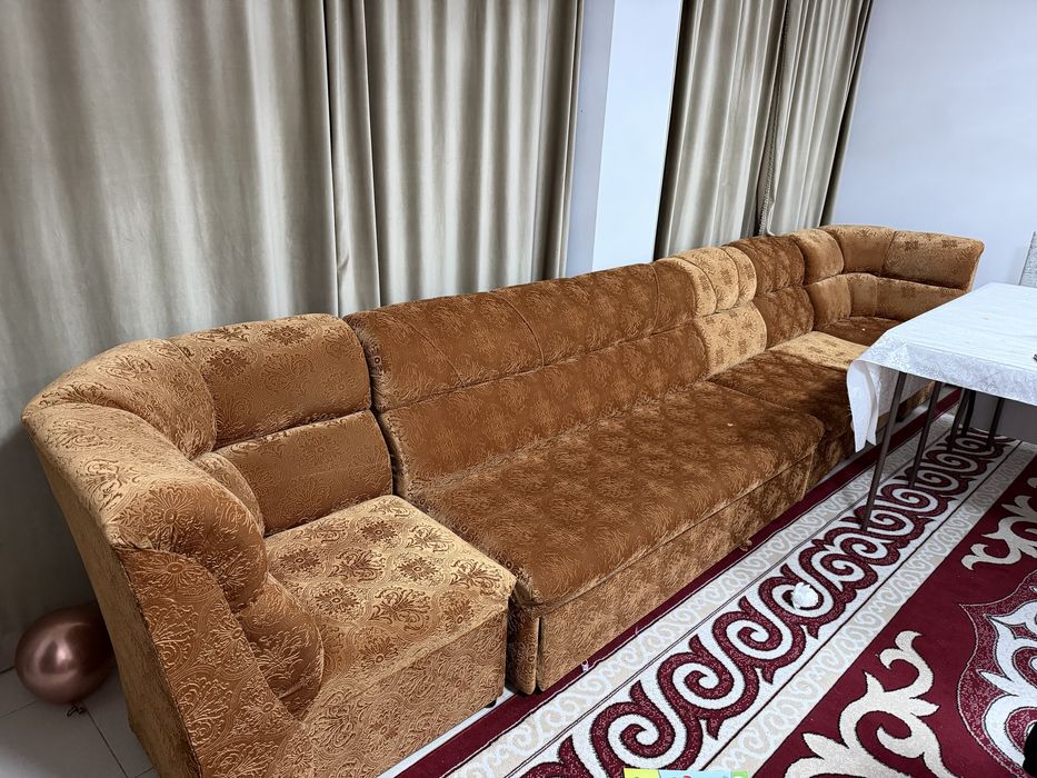 Продам диван 4 метр
