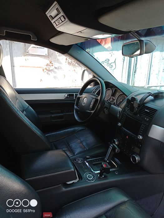 Volkswagen Touareg 2.5 automată