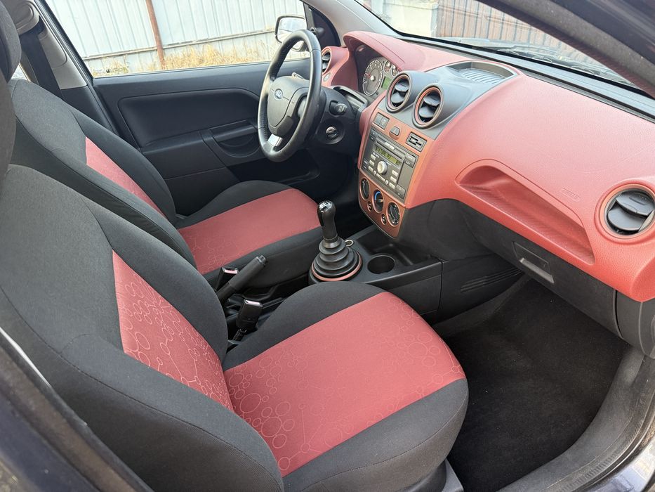 Ford Fiesta 1.3 Benzina fab.2008 *** 86.000 KM *** UNIC PROPRIETAR *** ADUS AZI *** 1499 EURO FIXXX