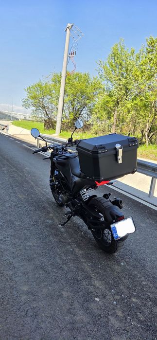 Motocicleta Husqvarna Svartpilen 125cc 2023 | CASCO până 30.06.2026