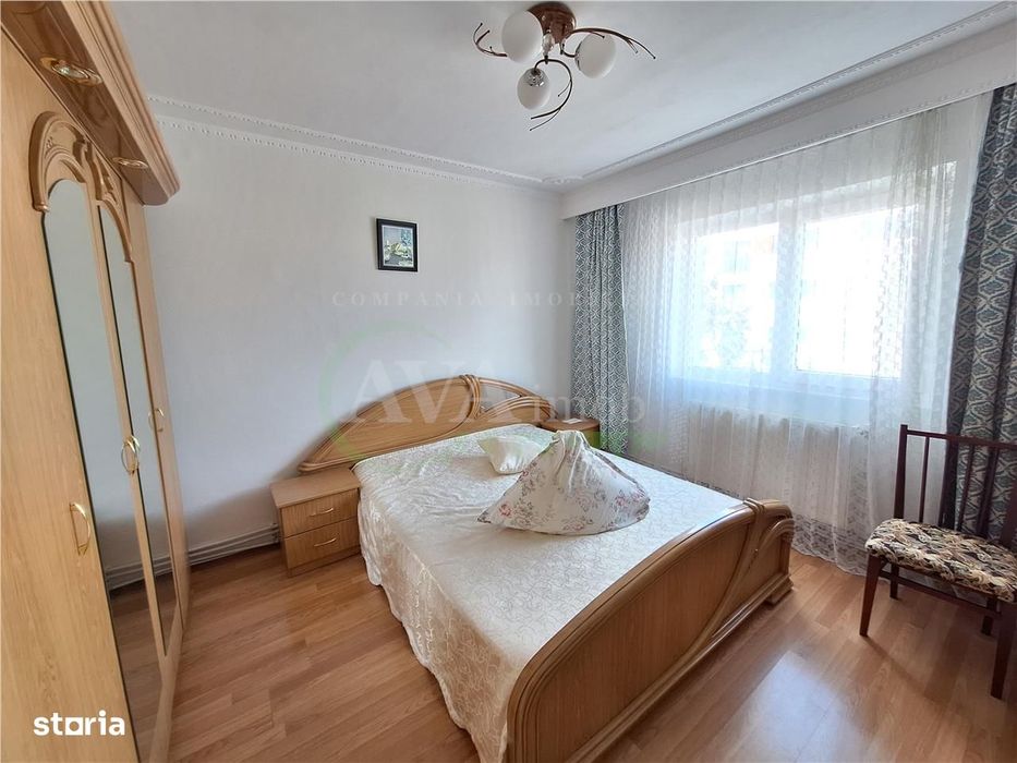 Apartament 3 camere decomandat , zona Nord-Bacau — fotografia 1