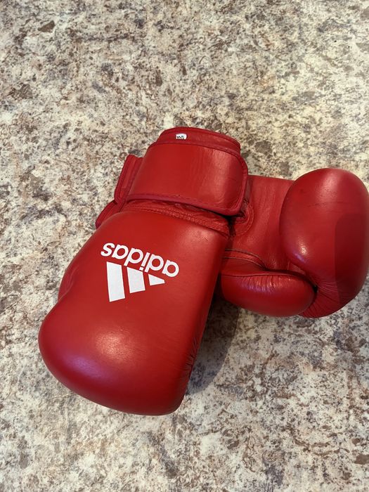 Перчатки адидас aiba