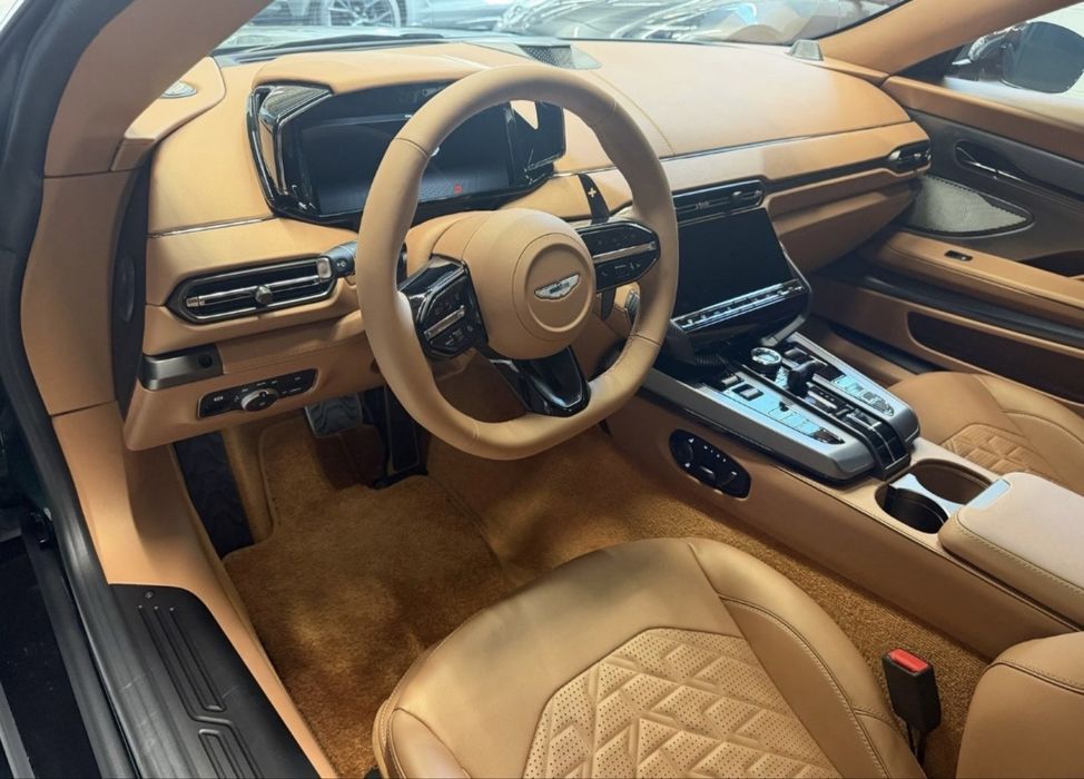 Aston Martin Vanquish Coupe 2026