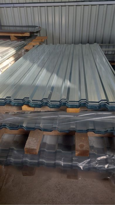 Tablă cutată colorată 15lei bucata