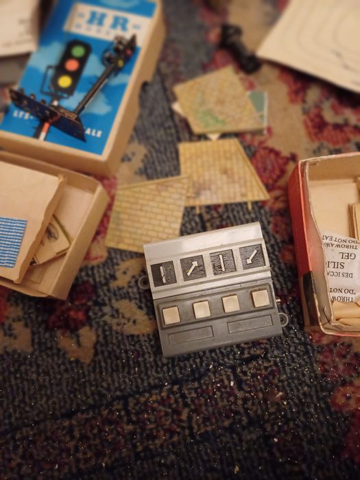 Trenulet electric-12mm-set complet+locomotive+vagoane,linii,macaze,pro