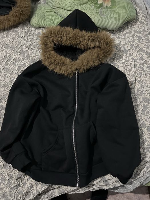 продам худи с мехом