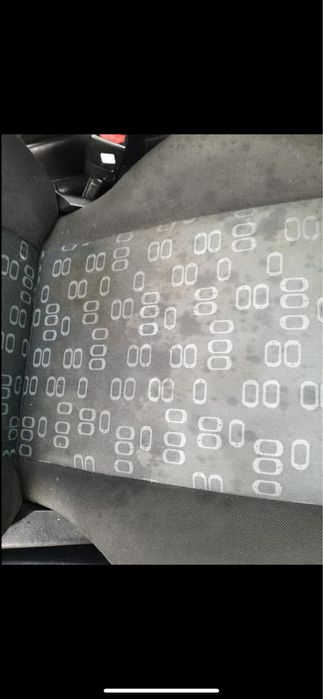 Curățare profesională canapele, saltele, fotolii – la domiciliu