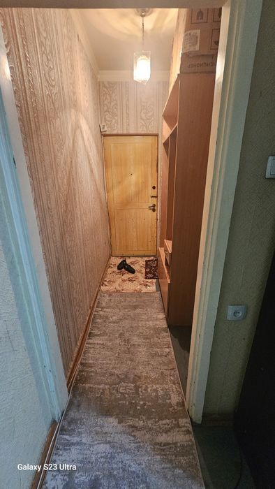 Арендага 2.хонали уй берилади метро беруний