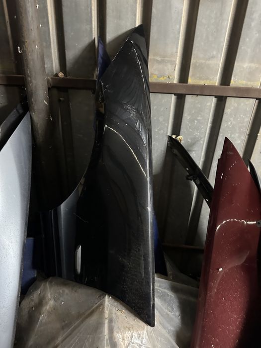 Aripa stanga bmw e90 e91 aripa dreapta bmw e90 e91