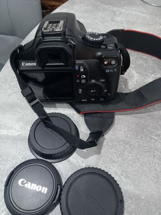 Фотоаппарат зеркальный CANON 1100 D
