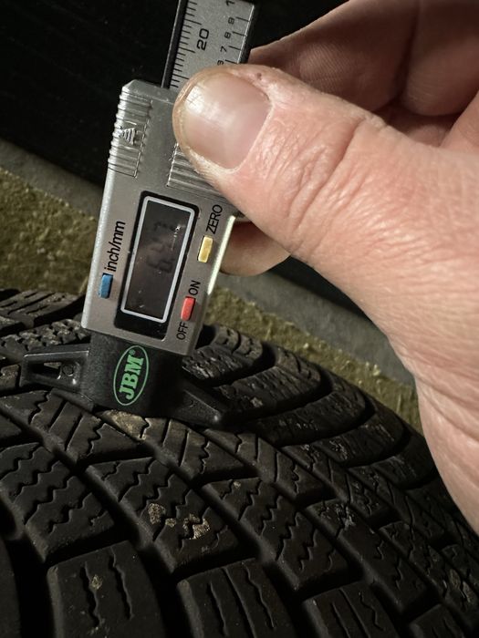 Roti de iarna BMW seria 1/2/3/4 205/60/R16