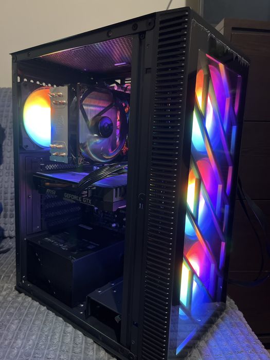 Геймърски компютър i5 7500 /16gb/512gb ssd/gtx1070