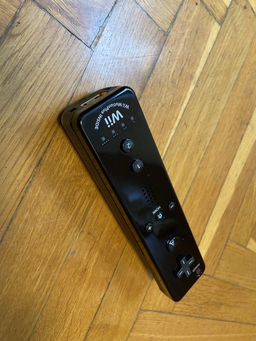 Maneta/ControlerWii,culoare Neagra,original-Nintendo,cu MotionPlus.